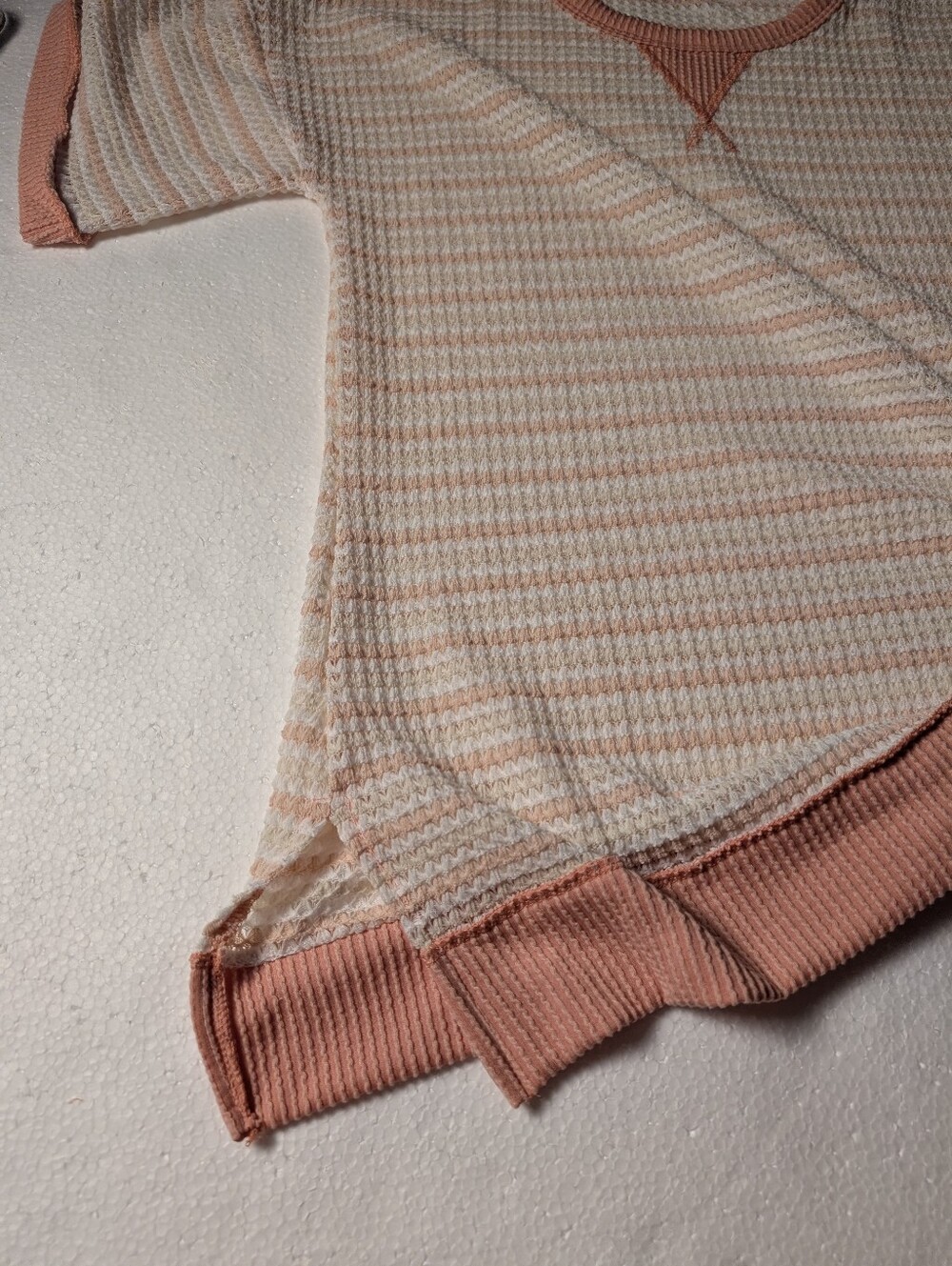 Heimish U.S.A. Women’s M Coral Ivory Striped Open Knit Oversized Top Nwot A-257 - Picture 6 of 16